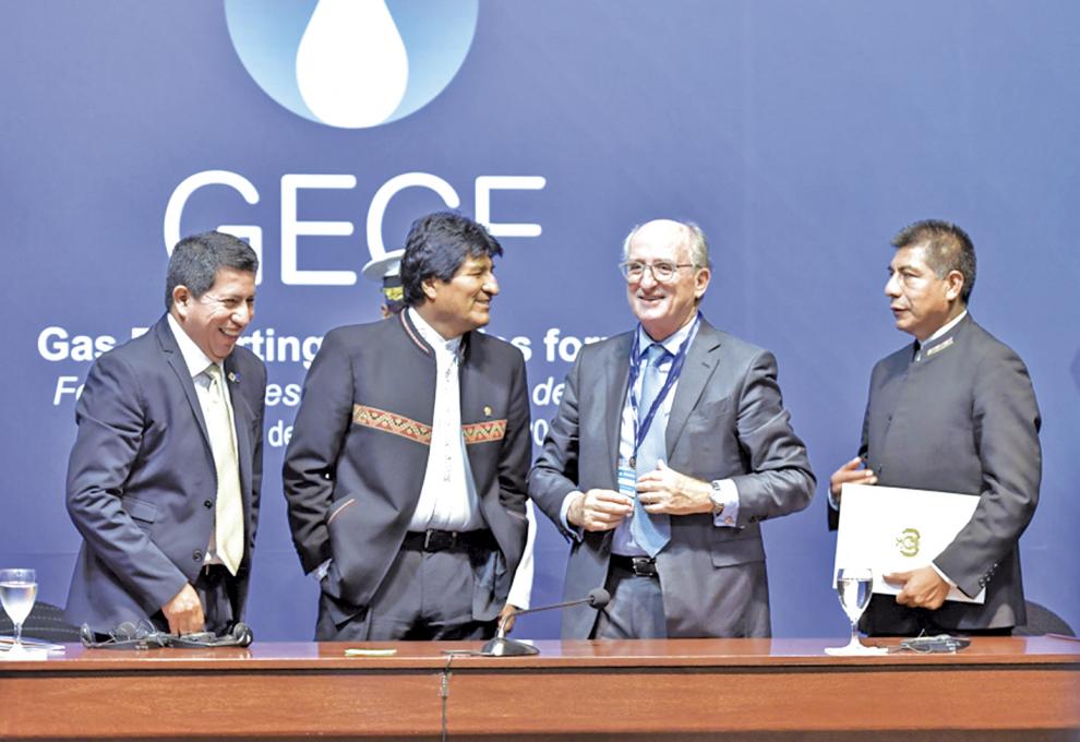 El Presidente Morales con el presidente de Repsol, en el cuarto Foro de Países Exportadores de Gas.